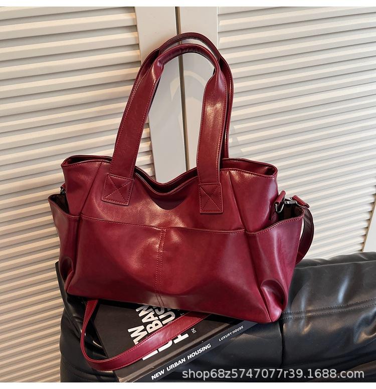 

Сумка-тоут женская 2025 новая большой вместимости ретро сумка через плечо универсальная трендовая сумка кроссбоди для поездок на работу бордовый