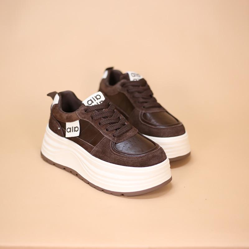 2025 Autumn/Winter Women's Genuine Leather Platform Sneakers, Thick Sole, Petite Fit, European Style, Versatile, Height-Boosting.