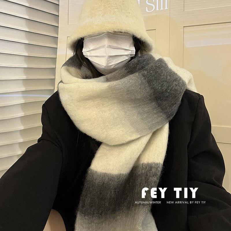Luxuriöser Farbverlauf Mohair Patchwork Schal: Dicker, warmer Winter-Nackenschal für Damen, Schal im koreanischen Stil aus Imitat-Kaschmir.
