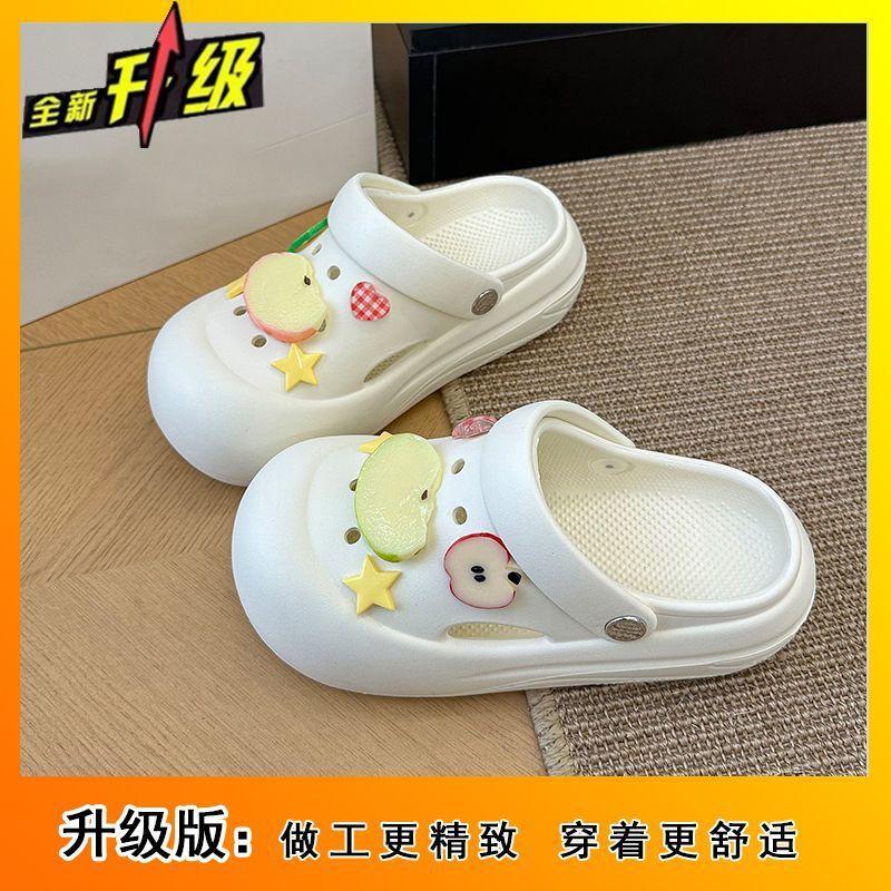 

Stepping on shit bag head slippers women s summer wear non-slip hole shoes super fire cute beach cool slippers women 2025 new 36