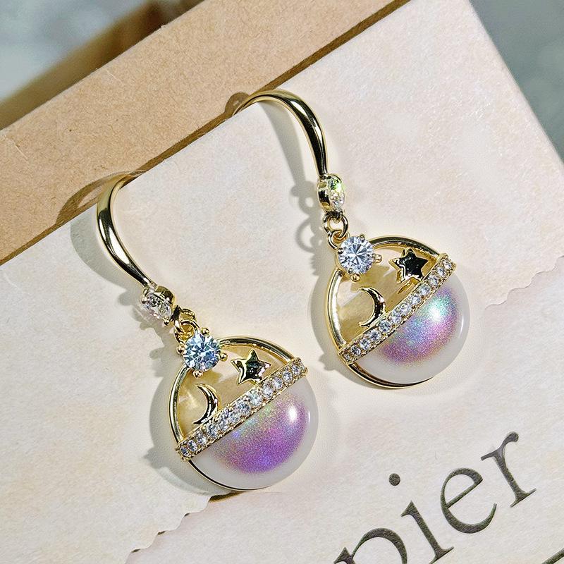 

Корейские серьги-пусеты со звездой, луной, цирконом и жемчугом: Элегантные крючки, Дизайн «легкая роскошь» для женщин