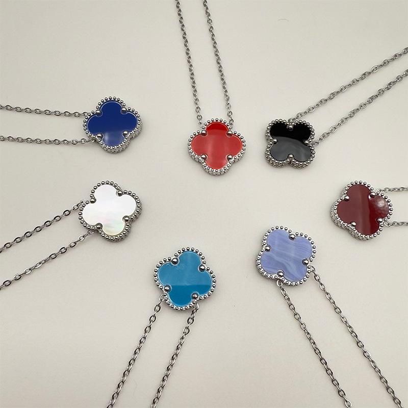 Temperament Socialite Lucky Four-leaf Clover Titanium Steel Necklace Female Internet Celebrity Light Luxury Five-flower Clavicle Ladies Necklace