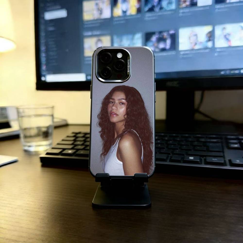 Zendaya Phone Case For iPhone 17,16,15,14,13,12,11 Plus,Pro Max,XS,Colorful Silver Black Cover