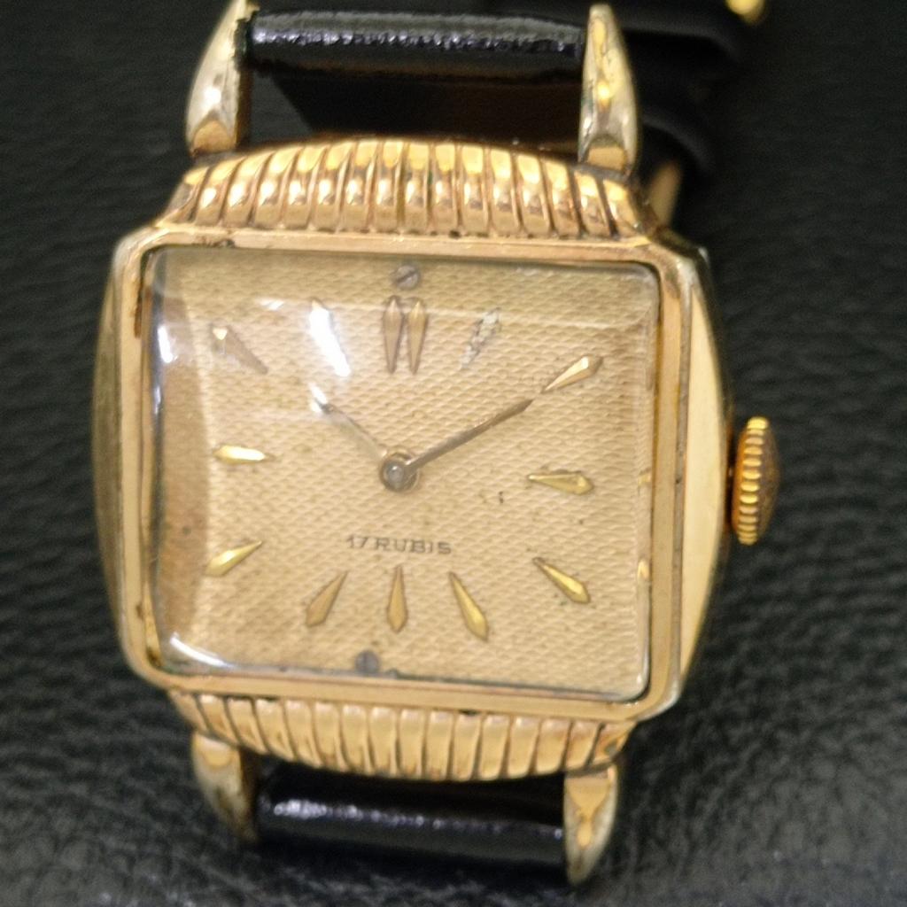 VINTAGE HELBROS HAND-WINDING SWISS MENS ORIGINAL DIAL WATCH A700136-5 R201-a700136