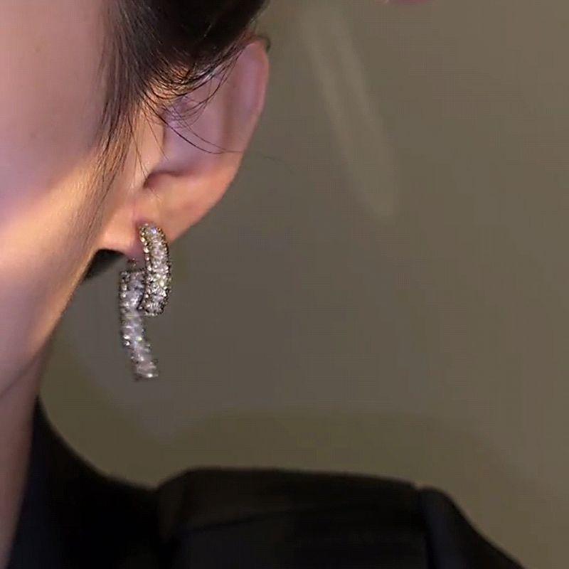 

Front and Rear Wear Full Diamond Arc Earrings Niche Design Classy Accessible Luxury round Face Earrings 925 Silver Needle 2023 New Arrival Gold