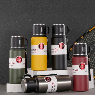 Bouteille isotherme 1500 ml en acier inoxydable à double paroi pour conserver la chaleur et le froid.