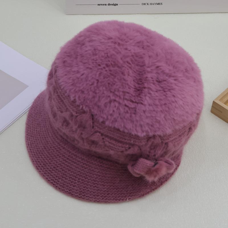 

Женский зимний теплый восьмиугольный берет структурированного неэластичного кроя для улицы, повседневных и официальных мероприятий. Стильный и функциональный аксессуар. One Size