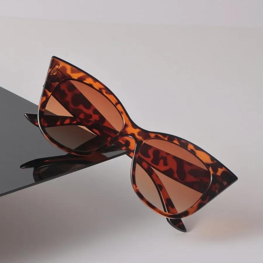 Cat Eye Sunglasses Women Men Vintage Stylish Mirror Minimalist Lens Sun Glasses Female Male Cool Personality