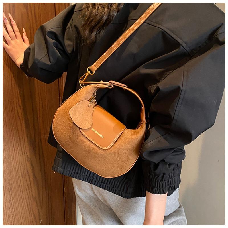 Premium Sense Niche Bag Women's Autumn and Winter New Matte Retro Shoulder Messenger Bag Dumpling Bag
