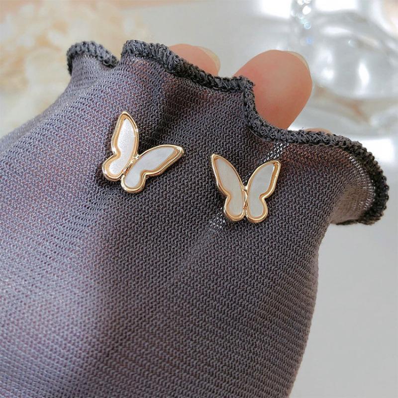 New Simple Butterfly Cute Versatile Earrings White Dripping Oil Fresh Stud Earrings