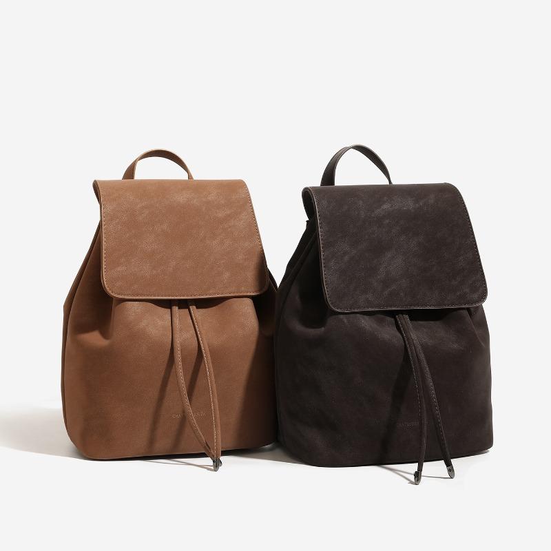 Dual-shoulder Backpack - Simple and Casual, Versatile and Fashionable. Large Capacity Dual-shoulder Bag.