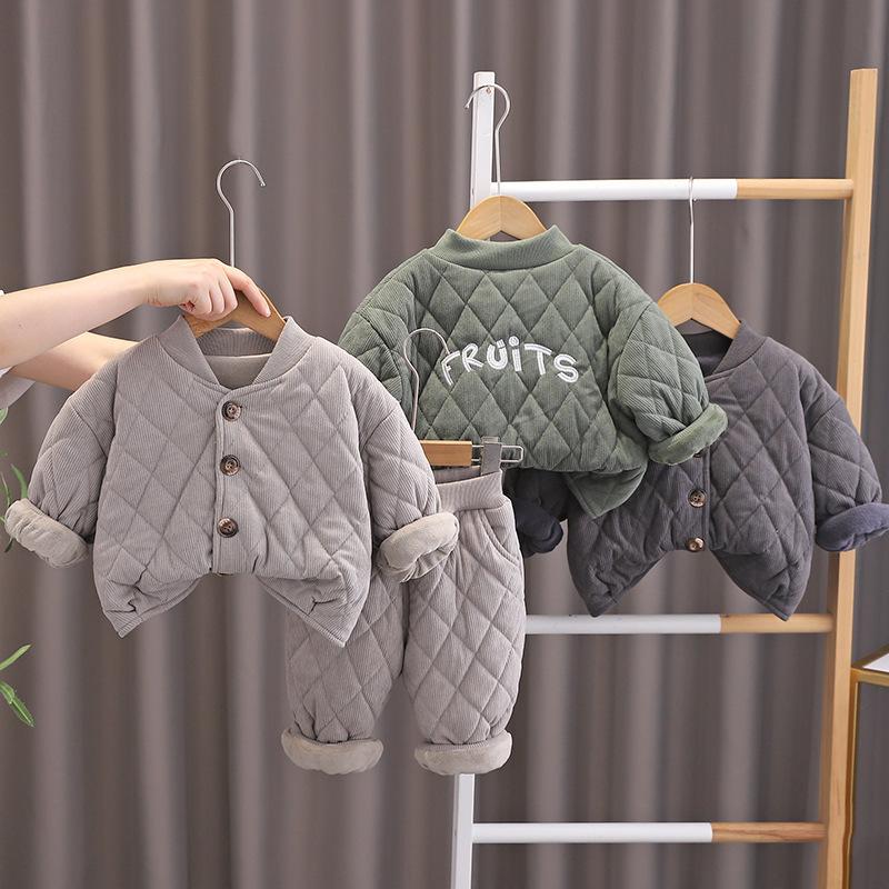 Autumn and Winter New Kids' Clothing Lightweight Homewear Outdoor Two-piece Set for Boys, Cozy Winter Outfit for Babies