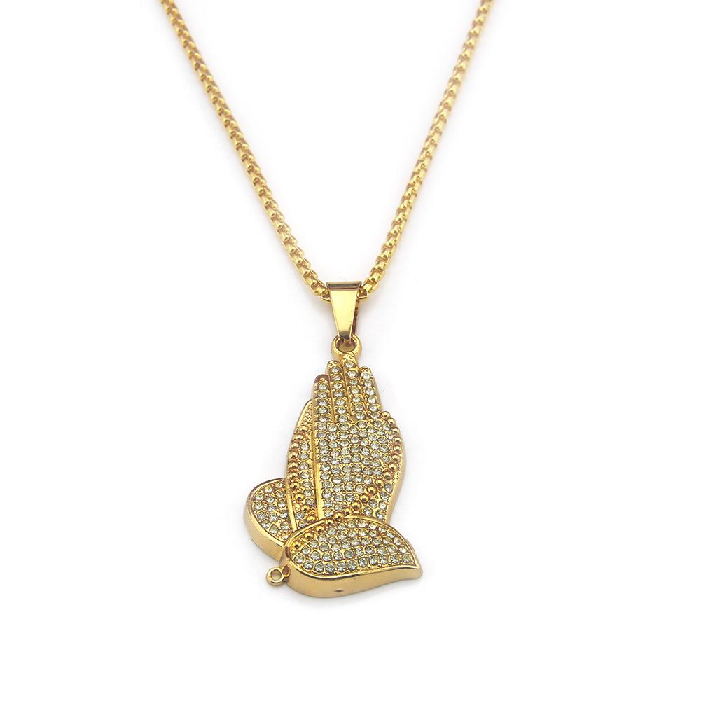 Rap Singer Exaggerates Diamond Studded Prayer Hand Pendant Necklace On European and American Streets
