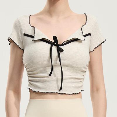 OEING Französisches V-Ausschnitt Rüschen Crop-Top