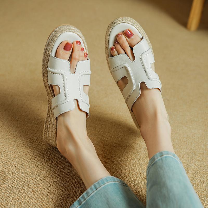 

Very light! The first layer of cowhide muffin slippers 2025 new sandals women s outer wear wedge heel slippers thick-soled versatile sandals 39 бежевый
