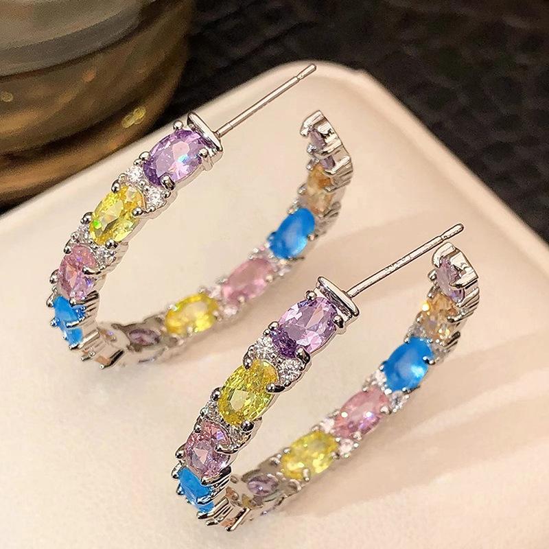 European and American high-end personalized earrings, super flash zircon light luxury earrings, daily exquisite and versatile design earrings