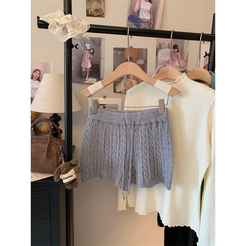 

Kumikumi Stylish Pure Color Drawstring Cable Stitch Casual Pants Women Autumn Chic Slimming Youthful-Looking Straight-Leg Pants Shorts Light gray One size