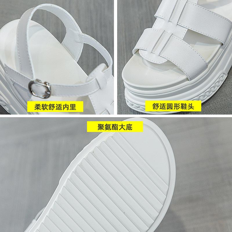 Sandal Girl 2025 New Outer Wear Fairy Style Muffin Hole Shoes Platform Korean Version Ins Trend Roman Cowhide