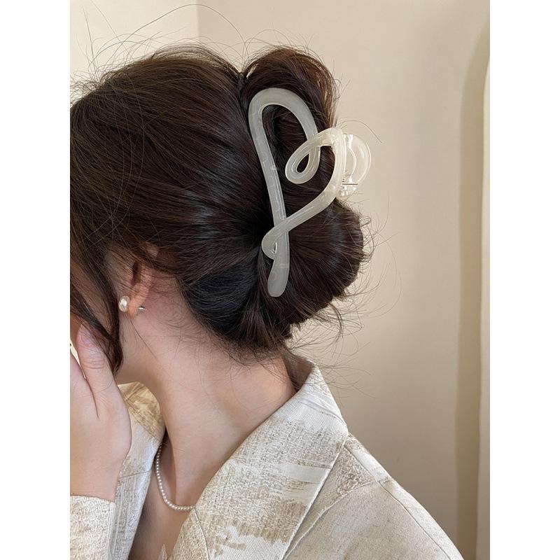 Love Grab Clip Women's High-end Temperament Shark Clip Hairpin Back Head Clip Headgear Simple Hairpin Spring