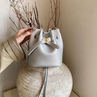 New Fashionable Bucket Bag Trendy Single Shoulder Cross Shoulder Bag Lightweight and Simple Women's Leisure Bag