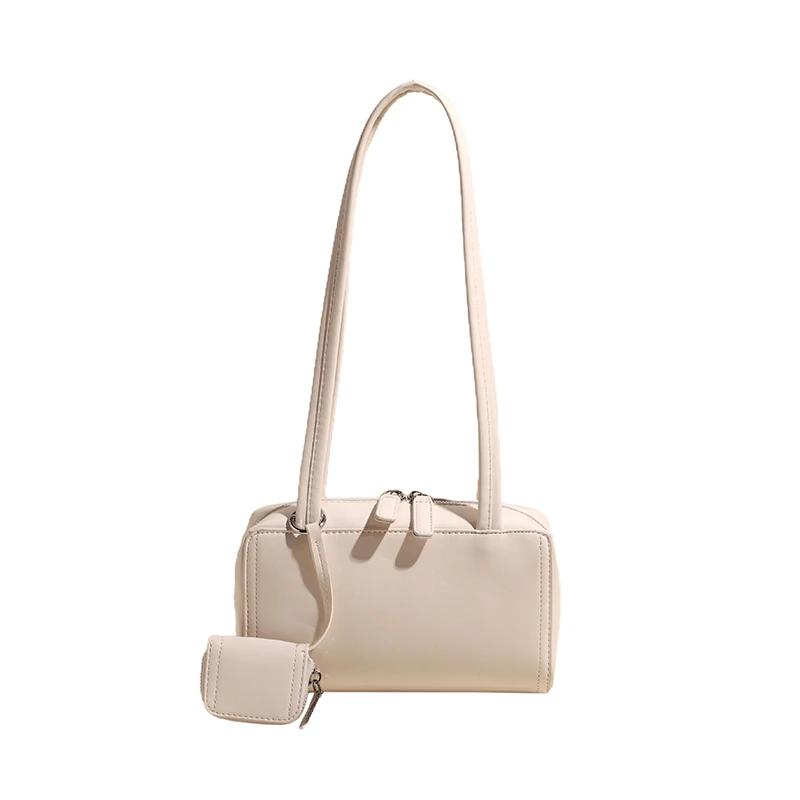 

Glossy PU Solid Square Shoulder Bags Simple Versatile Large Capacity Fresh Fashion 2025 Spring New Styles Armpit Bags for Women білий