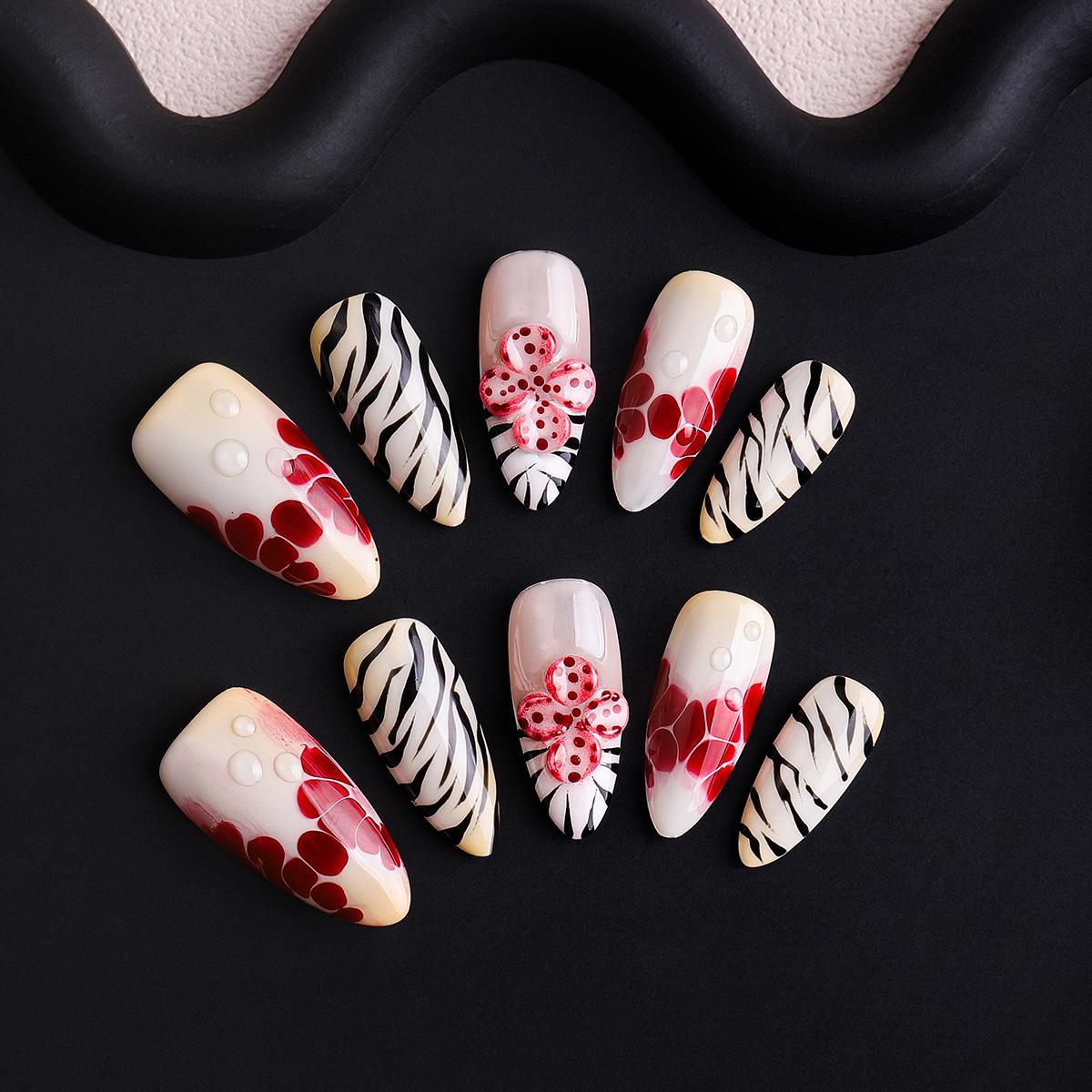 3D Stereo Handmade Leopard Print Floral Rhinestone French Almond Nails - Autumn/Winter Wearable Nail Art Stickers Medium