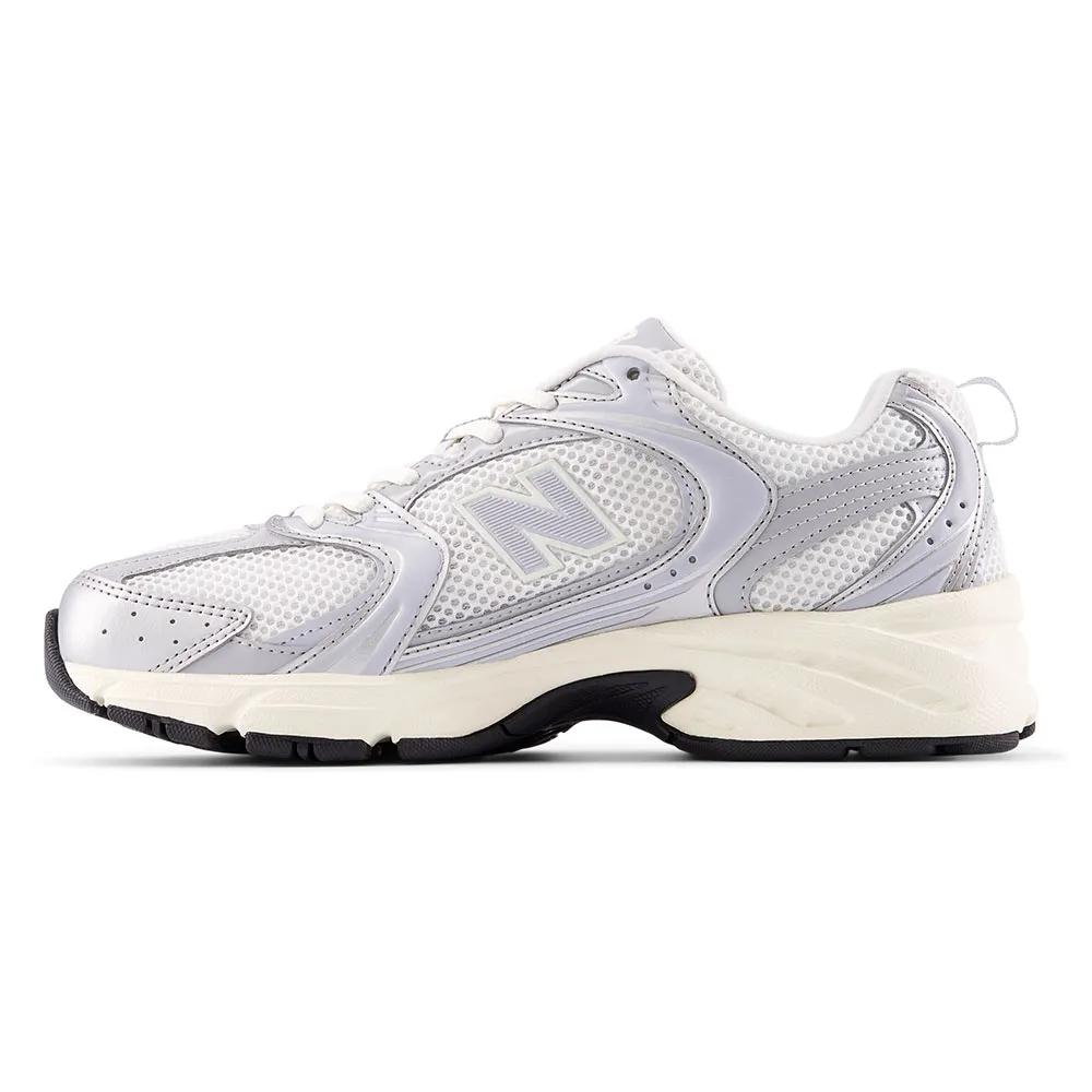 New Balance Sneakers 530
