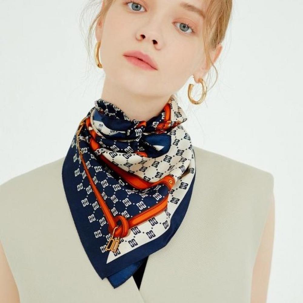 Daks Navy Chain Pattern Silk Square Scarf Dcsc2f024n2 Single option