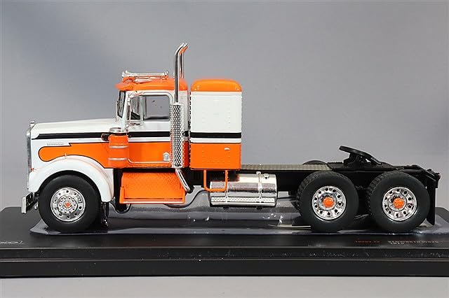 Ixo scale Kenworth W925 1970 1/43 White/Orange