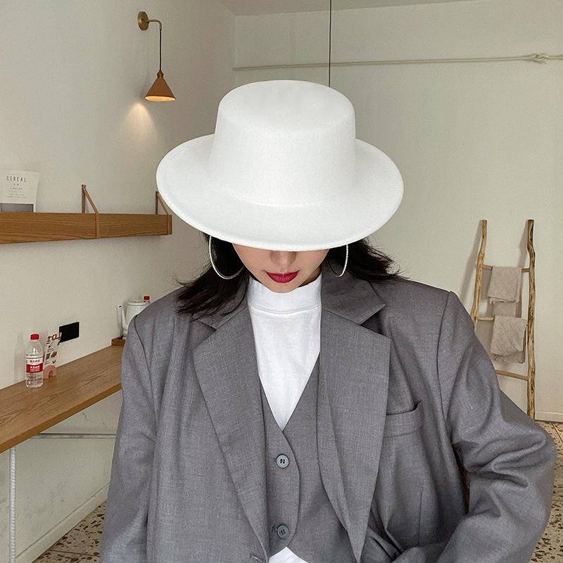 Flat top woolen hat women autumn and winter French retro casual wide brim Internet celebrity new British celebrity top hat