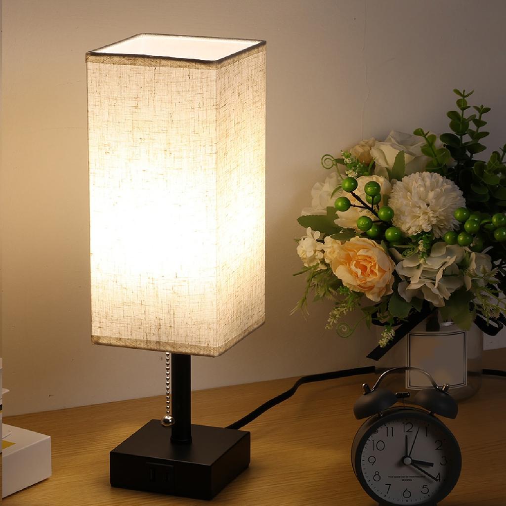 Bedside Lamp Night Lights USB Retro Nightstand Table Lamp Dimmable For Bedroom Wooden Desk Lamp with Fabric Shades Home Decor
