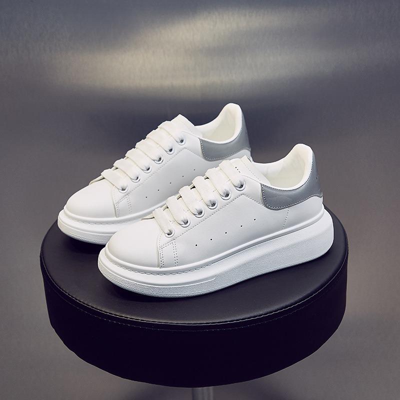 New versatile little white shoes female student Korean version thick-soled heightening women's casual shoes women's shoes 6