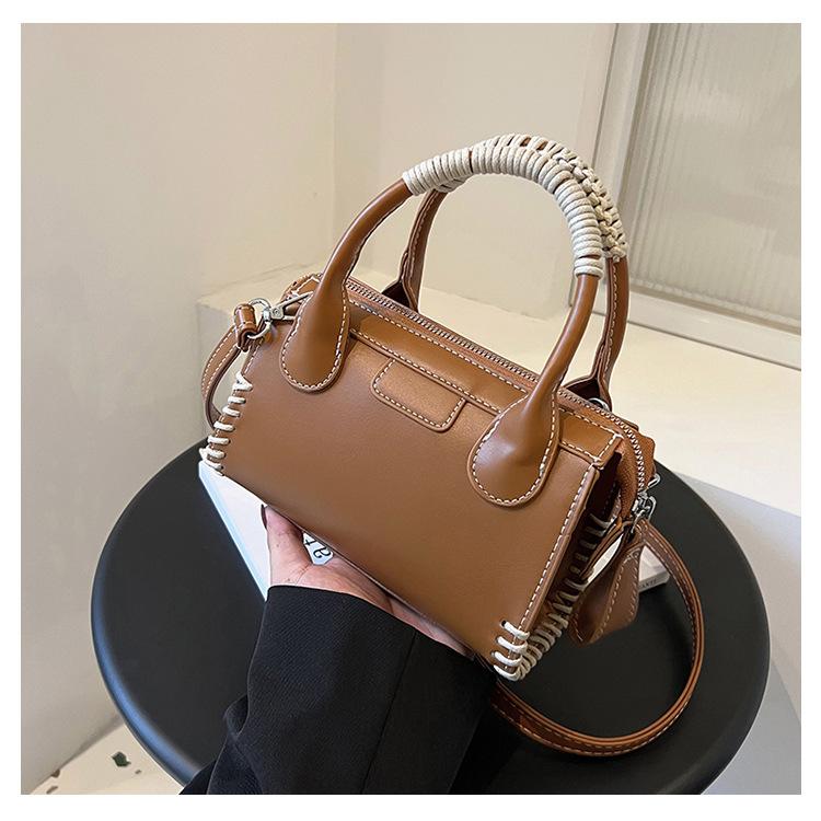 

Осінньо-зимові нові ретро-портативні жіночі сумки Boston, елітні нішеві сумки через плече, плетені сумки для барабанів в іноземному стилі коричневий