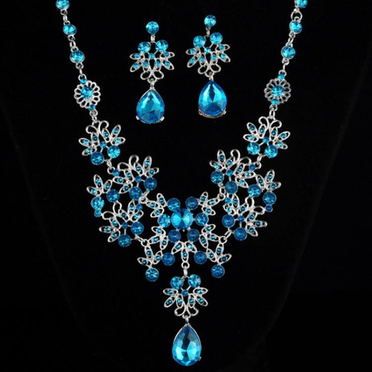 Kifu Bridal Jewelry Set: Butterfly & Teardrop Necklace Earrings for Weddings