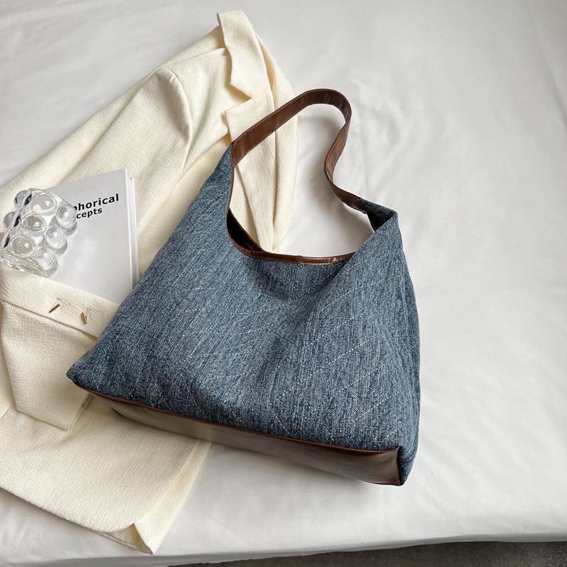 Denim Hobo Bag Large Capacity Shoulder Bag Women's Casual Handbag Everyday Style