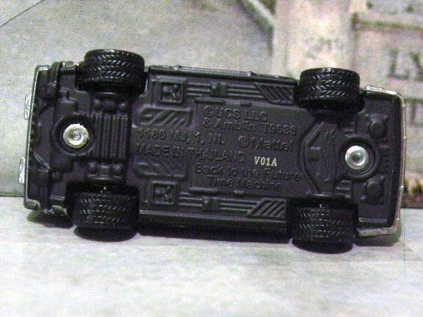 Hot Wheels Back To the Future Time Machine BTTF ZAMAC Loose Premium Model Metal Chassis Real Riders DELOREAN