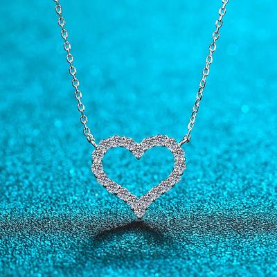 Collier avec pendentif cœur en moissanite couleur D, chaîne en argent sterling 925 plaqué or blanc avec chaîne fine GRA pour femme