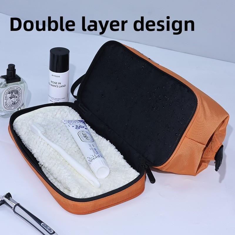 Men Travel Toiletry Bag With Dry Wet Separation And Waterproof Nylon Material For Business Trips