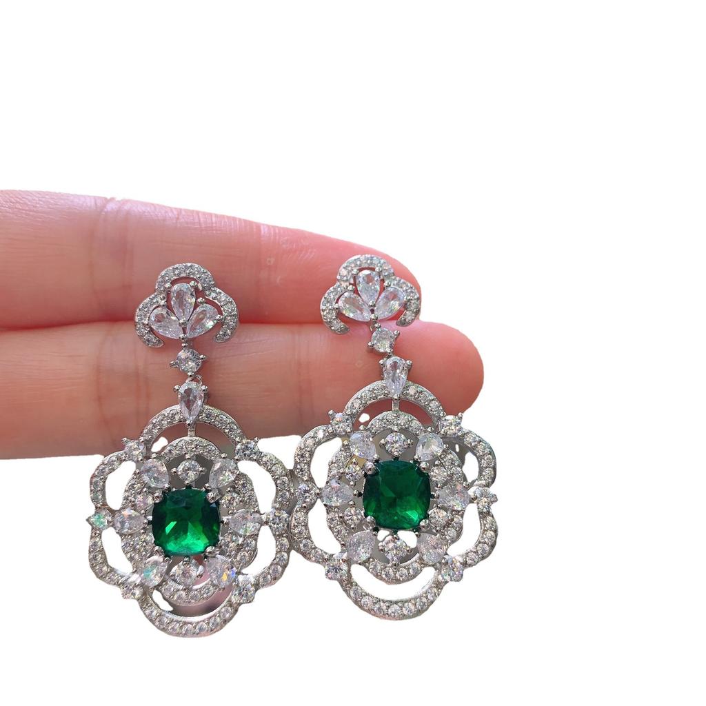 European and American fashion popular colored treasure inlaid with white diamonds, retro simulated emerald earrings, women's temperament earrings,
