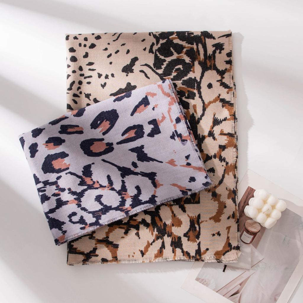 Leopard Print Scarf  A New Winter European and American Fashion Commuting Neck Protection and Cold Proof Scarf  A Light Luxury Style Warm Shawl