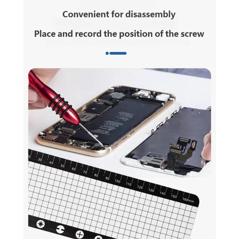 Stabile weichmagnetische Organizer-Matte mit Trennwand-Design zur Organisation von Schrauben und Werkzeugen bei verschiedenen Reparaturen