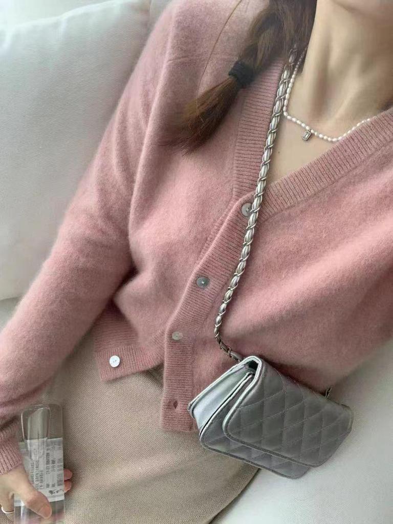 Women's V-Neck Wool Cashmere Knit Cardigan Sweater Top