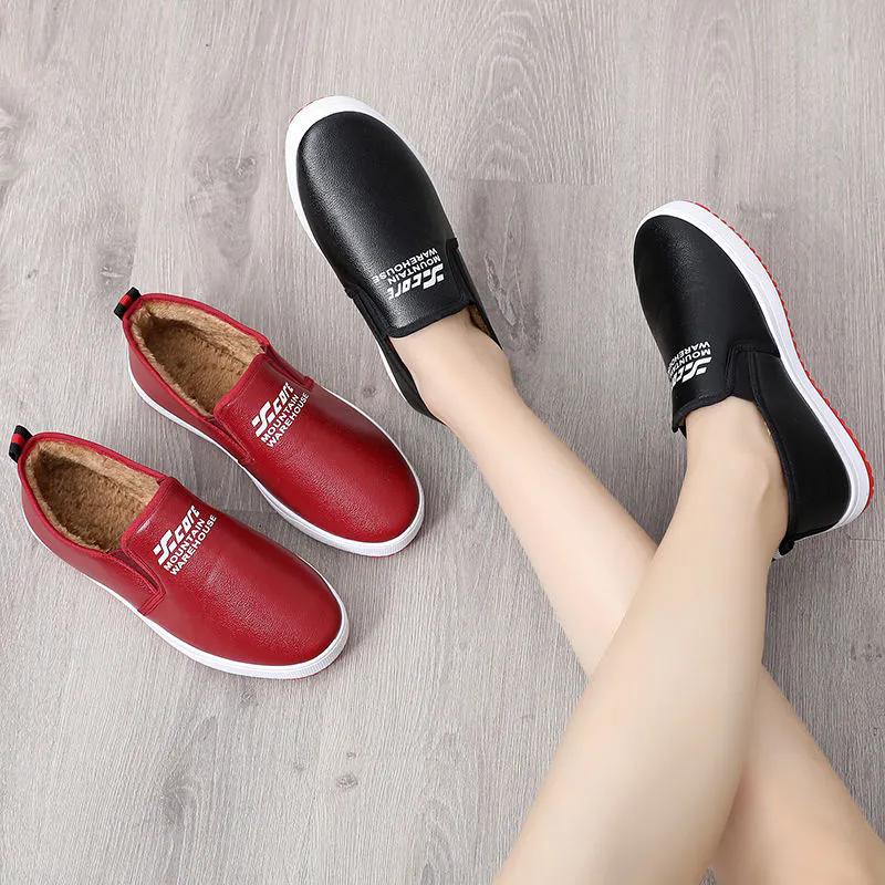 WTEMPO Women Faux Leather Casual Solid Color Soft Shoes Autumn Winter Large Size Warm Plush Slip-on Shoes