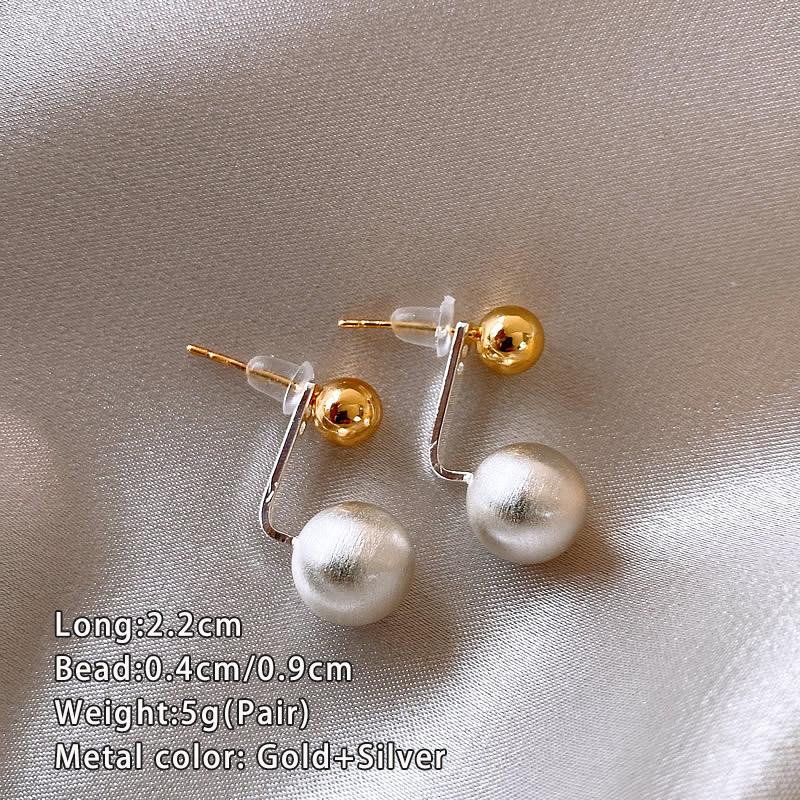 

Design Inspired Metal Contrasting Brushed Ball Pendant With Hanging Earrings For 2026 New Jewelry an Unusual Accessory For Women