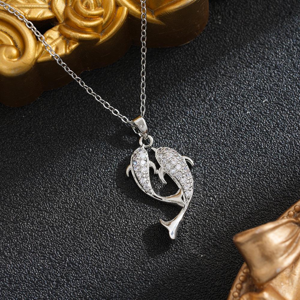 Pisces Titanium Steel Necklace - Women's Light Luxury, Fade-Resistant, Versatile Clavicle Chain, Douyin Popular Style