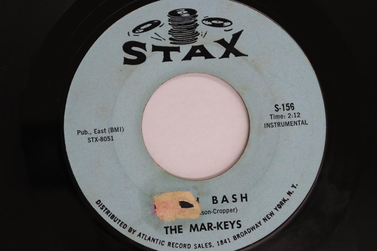

7inch Record MAR-KEYS - Beach Bash / Bush Bash S156 STAX 1964 US Soul/Funk Used