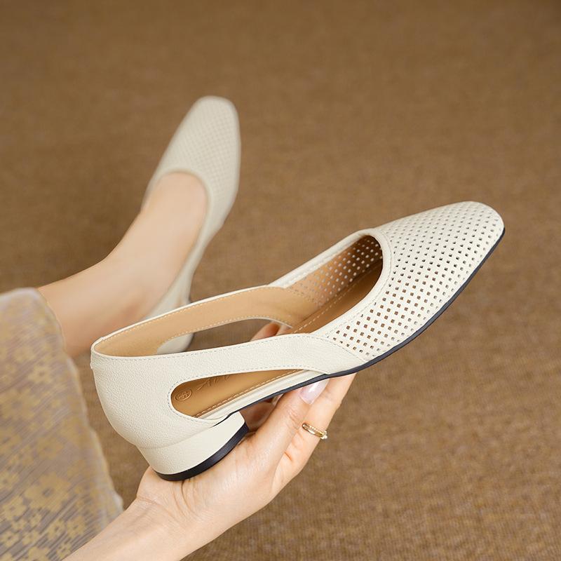 Summer Thick Heel Hollow Sandals for Women French Style Single Leather Shoes