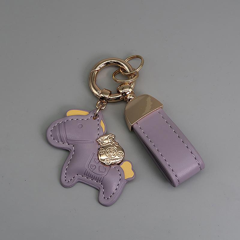 Leather Cartoon Pony Pendant Keychain Charm Women Bag Pendant Key Chains Creative Lucky Horseback Money Bag Keyring Accessories