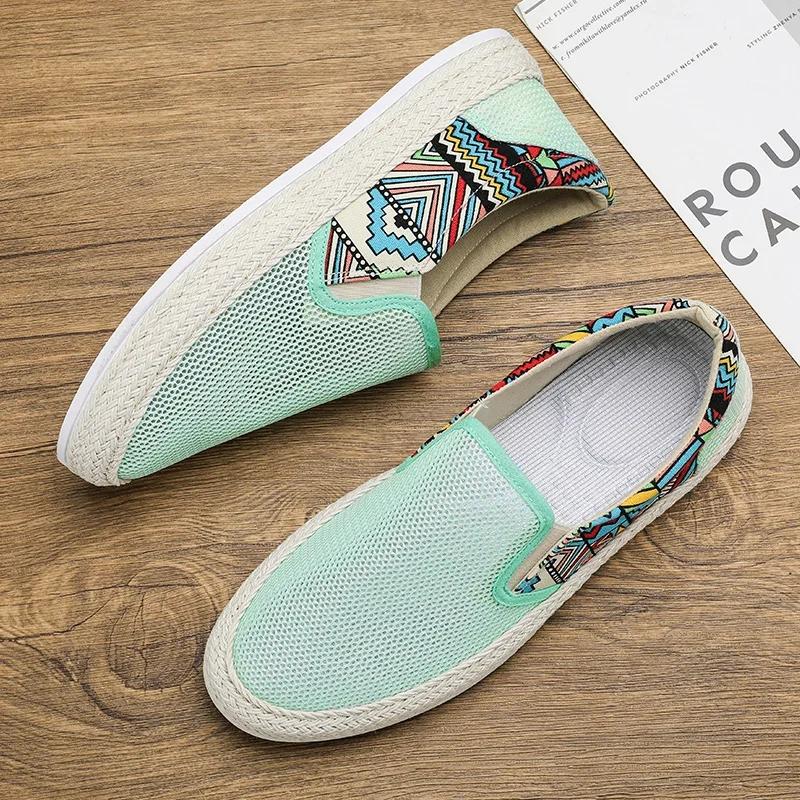 Fashion Men Casual Shoes Breathable Vulacnized Shoes Loafers Sneakers Outdoor Comfort Slip On Flat Canvas Shoe Adult Moccasins Zapatos