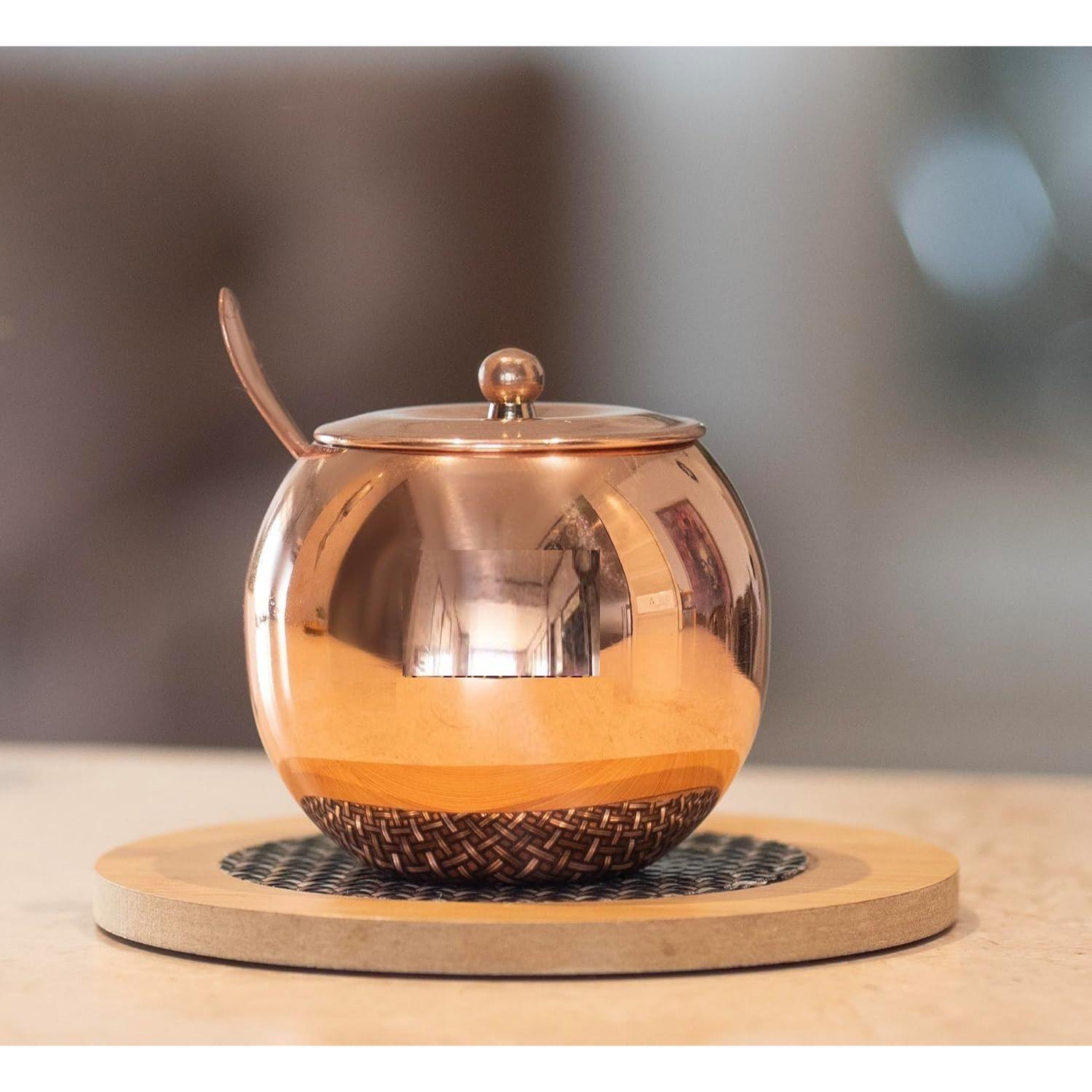 

Пот для гхи из нержавеющей стали с медным покрытием и ложкой | Контейнер для масла и гхи 275 мл для кухни | Устойчивая к ржавчине банка-диспенсер для гхи